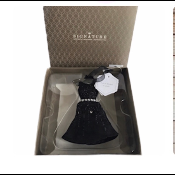 🖤🆕 New Hallmark  Black Dress Ornament - Picture 5 of 8